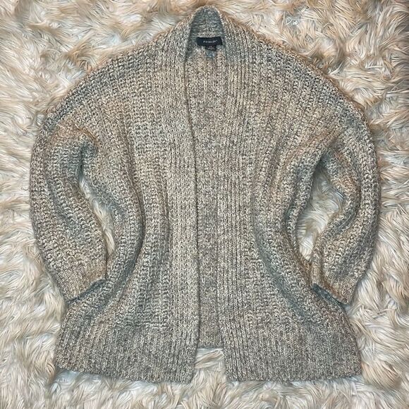 Primark Grey Chunky Knit Open Cardigan Sweater with 3/4 Sleeves (Size: XS) - Picture 6 of 16